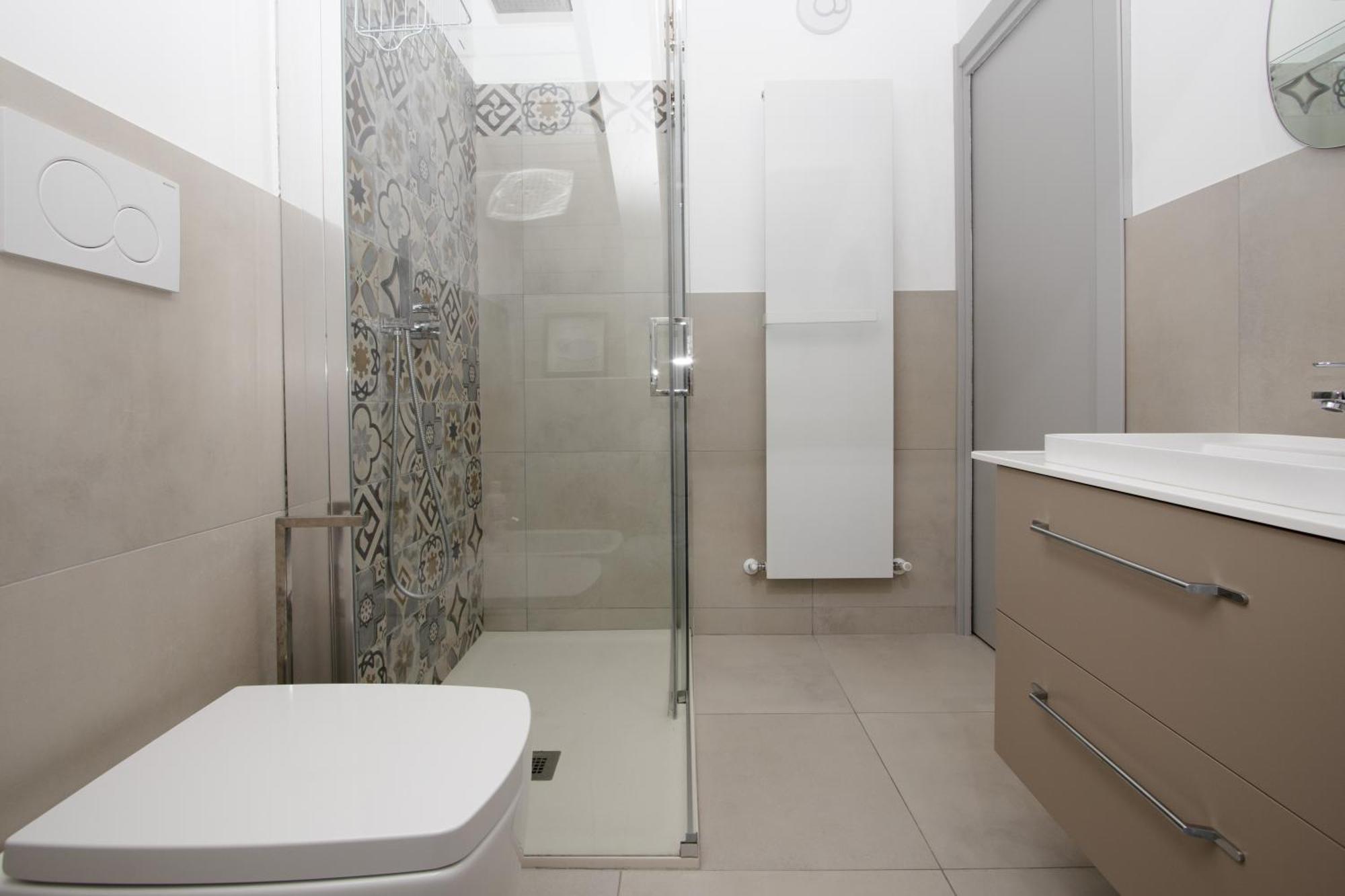 Appartamento Penthouse With Patio & 2 Baths, 10 Min To Duomo Milano Esterno foto